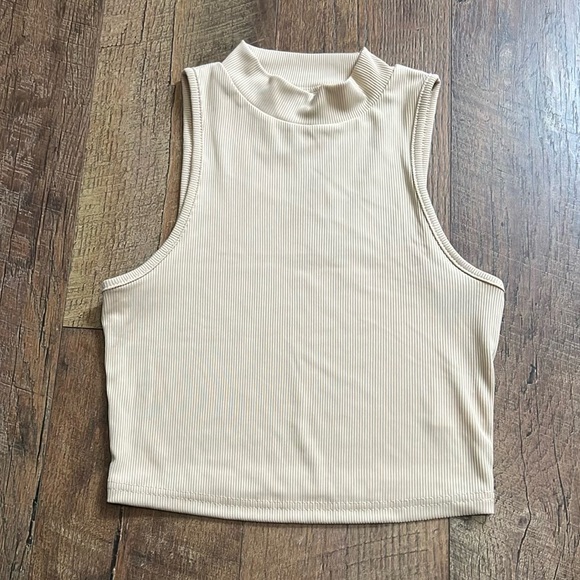 SHEIN Tops - SHEIN Sleeveless Ribbed Cream Top